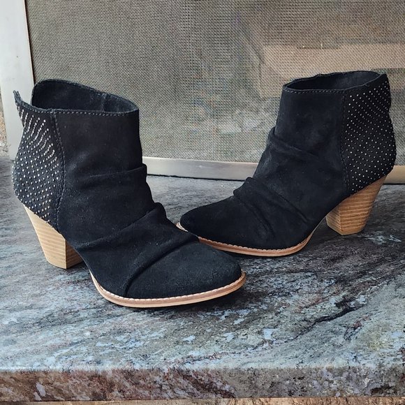 Splendid Black Suede Studded Country Western Booties Size 6.5M - Picture 3 of 16